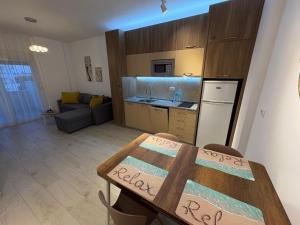 Qerret Apartment 818