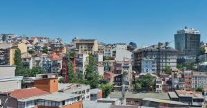 sunlit istanbul