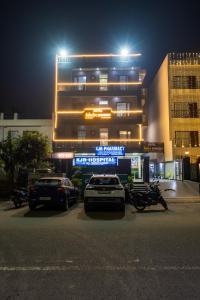 Hotel Admire Expressway By Aspl