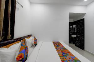 FabHotel SVR Lavish Lounge