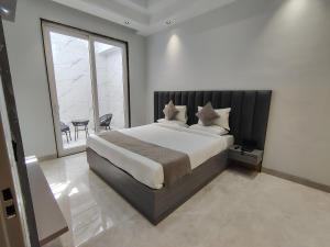 Pooja Residency Sector 52