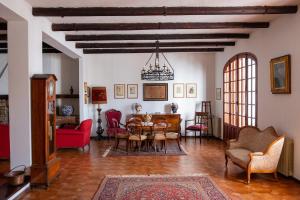 Timeless Elegance Prestigious Villa near Taormina