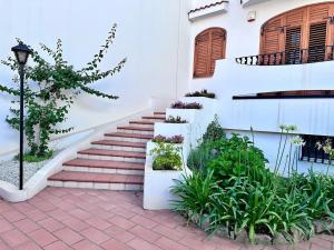 Timeless Elegance Prestigious Villa near Taormina