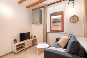 Renovated Studio Apartment Airport & Downtown