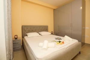 Velaris Apartments