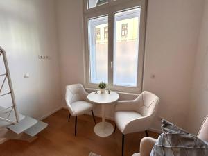 Stilvoll möblierte Kurzzeitwohnung im Herz Jesu Viertel