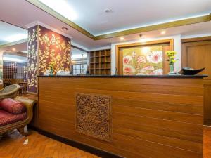 Chada Thai House