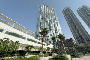 Elite Canal View Stay Padel & Basketball Courts