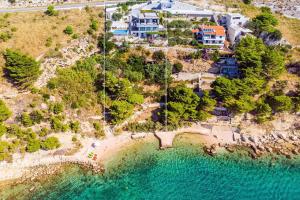 Luxurious beachfront villa Hrid with with Jacuzzi, infinity pool
