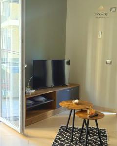 Fully equipped kitchen 2BR - 1 Min Walk from Beach