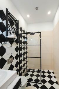 B68 Apartment 20A
