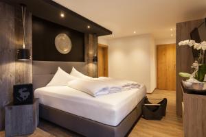 Superior Double Room with Balcony room in Hotel Möderle
