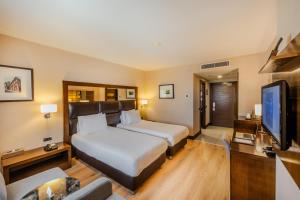 Midtown Hotel