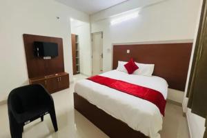 FabHotel Athiti Residency