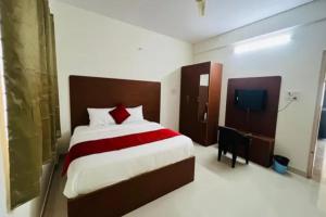 FabHotel Athiti Residency
