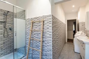 Luxury 4 bedrooms apartments Close to Duomo