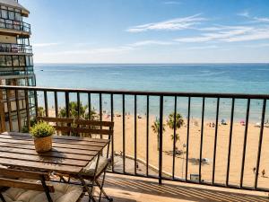 Apartamento frente al mar en Calpe con parking para 4 personas