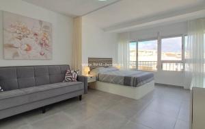 Studio Loco Beach