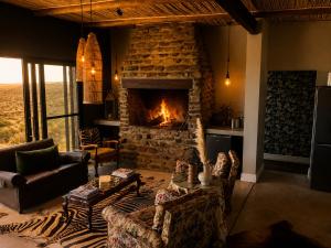 LEOPARDS VIEW MOUNTAIN VILLA @ Steinheim Game Farm & Camping