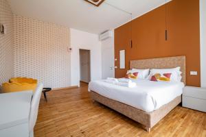 Urbanicooh Cavour Rooms&Suite