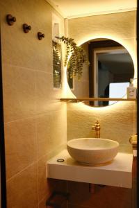 Cozy Hidden Homestay in Kim Ma