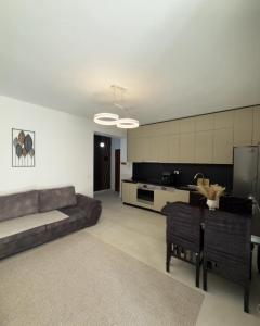Area Apartment