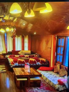 Jakhu heights B&B