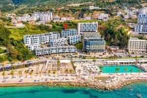 Velaris Apartments