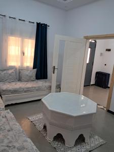 Jolie villa, piscine privée au bord de mer