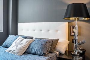 Penthouse with 140m2 Balcony 3min from Puerto Banus