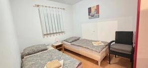 Apartment Novalja Simic