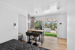 Olive Spa Oasis with Private Jacuzzi and Summer Kitchen