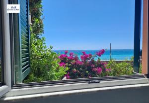Orizzonte Blu Giardino sul Mare Finale Ligure