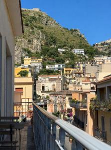 Porta Messina Rooms