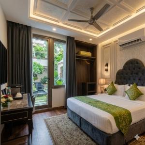 Hotel Mayur C R Park - Greater Kailash New Delhi
