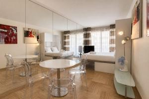 Studio with terrace on the 6th floor