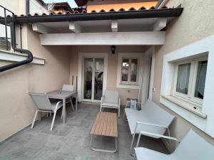 Domus D Appari