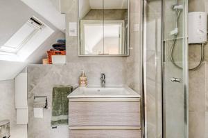Moseley - House - Sleeps 4 - Parking - Garden