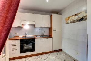 Taddeo Apartement by Mamo Florence