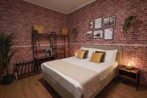 Avenue Home Rooms & Apartments