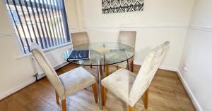 Contractor & Family Friendly 3-Bedroom House in St Helens Newly Refurbished