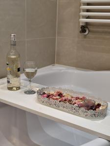 Krakow Old Town Cozy Apartment I Krowoderska 29 I 4th Floor Worth the Climb