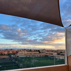 Stunning Downtown Apart 5 min from RAK Airport