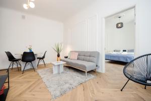 B68 Apartment 23