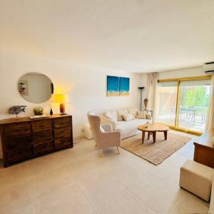 455 SAgaro vista al Mar Montecarlo jardín priv