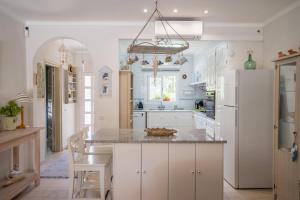 Holiday home Bel Coll 8p airco pool and views