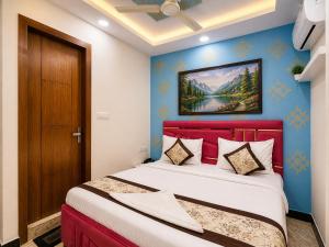 Hotel N P International - Near Govindpuri Metro Station