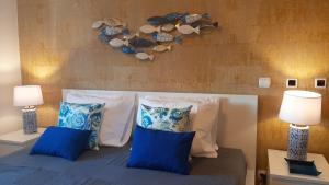 Cascais spacious well equipped central location garage 4 pessoas