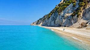 Anerada Houses - Seaviews Above Egremni in Lefkada