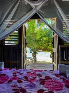 Tsara Beach